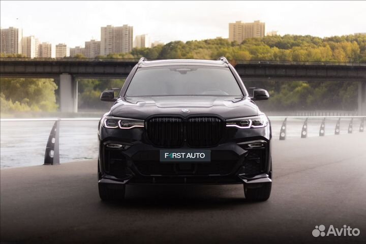 Аренда BMW X7 40i