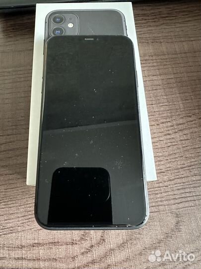 iPhone 11, 64 ГБ