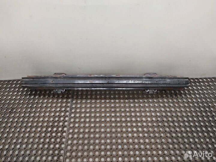 Усилитель переднего бампера Land Rover LR013926