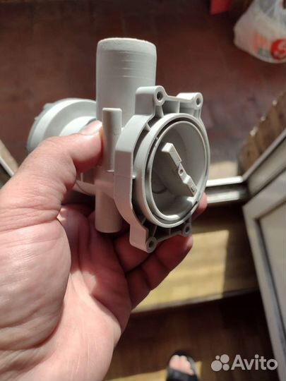 Двигататель стиральной машины