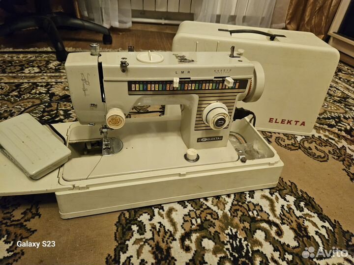 Швейная машина с электроприводом