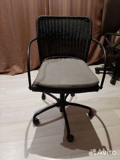 Компьютерное кресло IKEA в идеальном состоянии