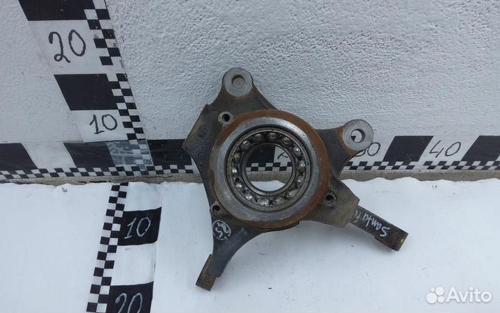 Кулак поворотный передний левый Hyundai Santa Fe 4