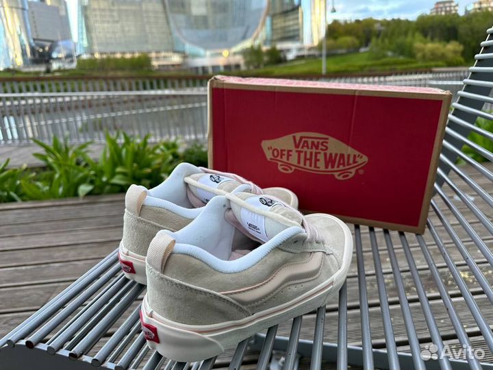 Кеды женские Vans knu skool