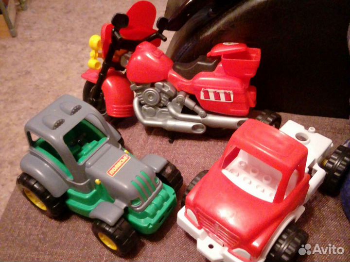 Машинки игрушки мягкие