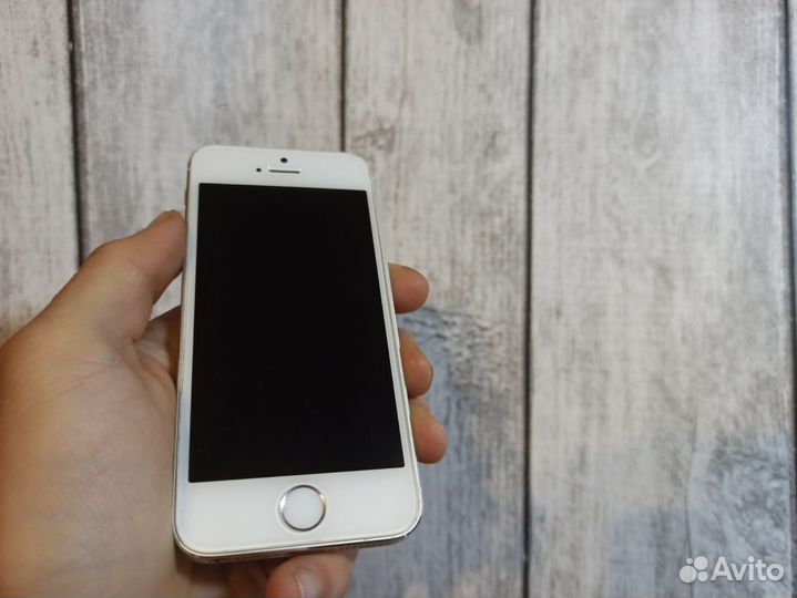 iPhone 5S, 16 ГБ
