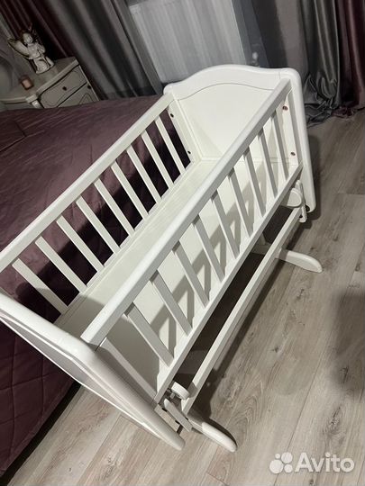 Прогулочная коляска, кроватка, шезлонг, коврик