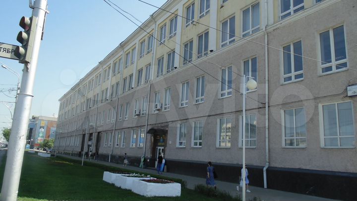 Офис этажом в центре города, 407.7 м²