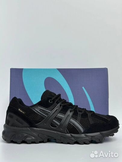 Кроссовки asics gore tex