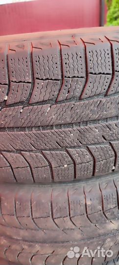 Michelin Latitude X-Ice 235/65 R17