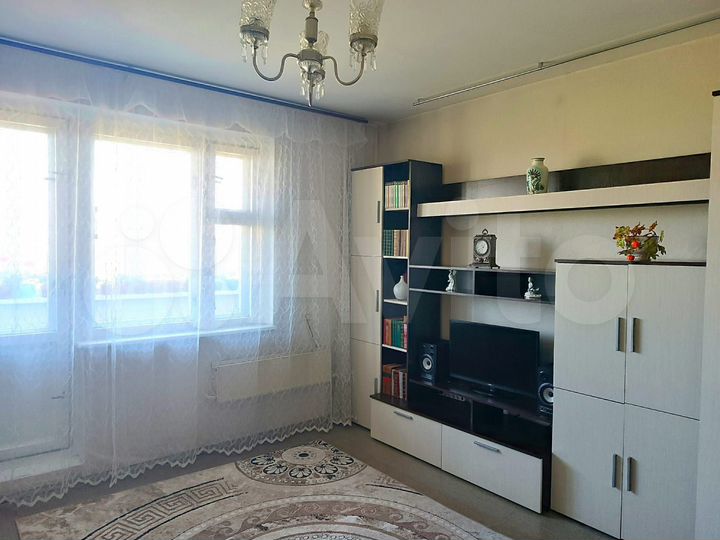 4-к. квартира, 74 м², 6/10 эт.