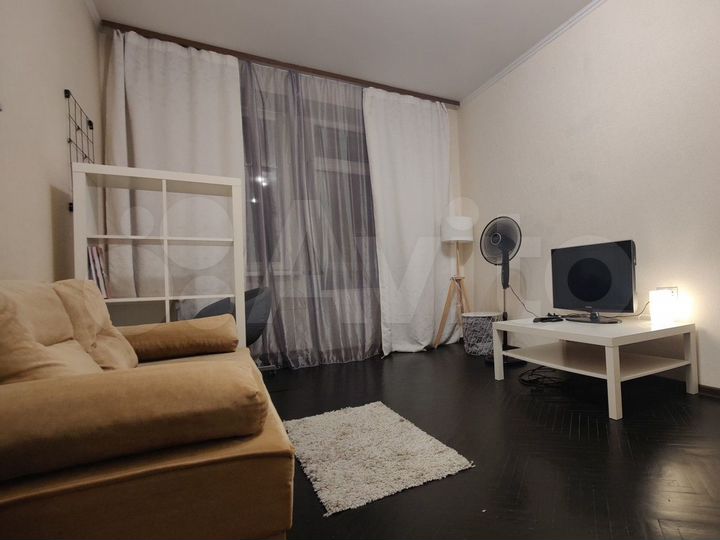 2-к. квартира, 56 м², 3/8 эт.