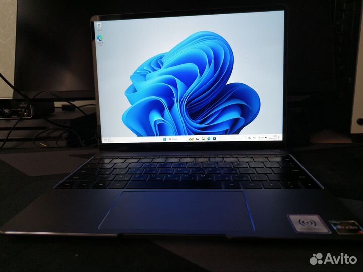 Huawei MateBook 2K,16 RAM