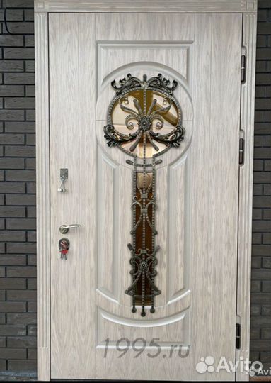 Дверь входная металлическая с терморазрывом