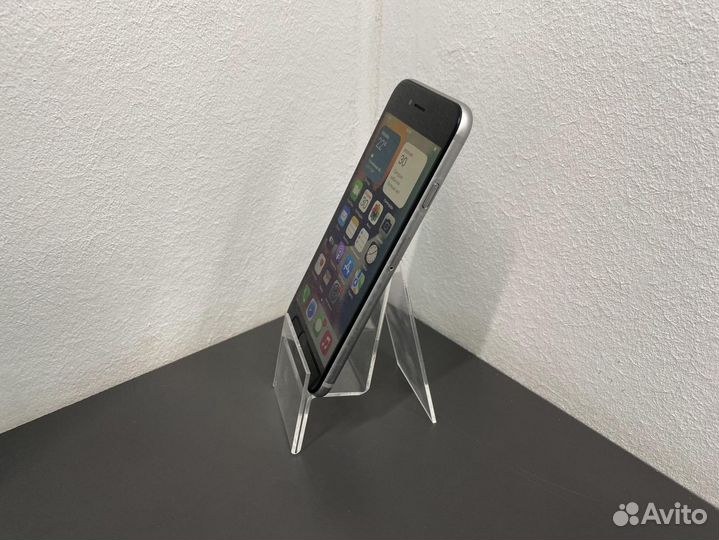 iPhone 6S, 32 ГБ