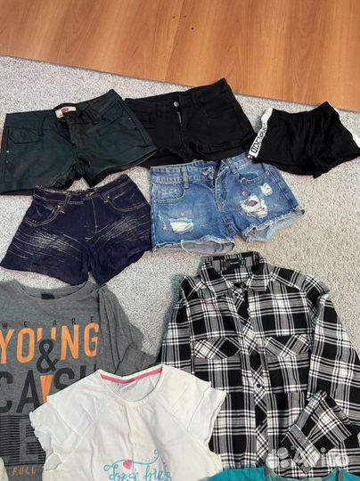 Вещи для девочки разм.40-44 (пакетом)