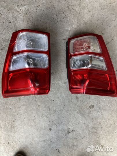 Фары задние на Сузуки