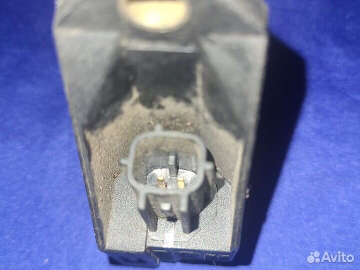 Датчик удара Volkswagen Golf Jetta Passat B5