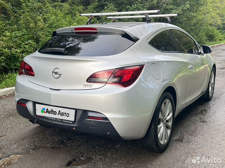 Opel Astra GTC 2.0 МТ, 2012, 207 131 км