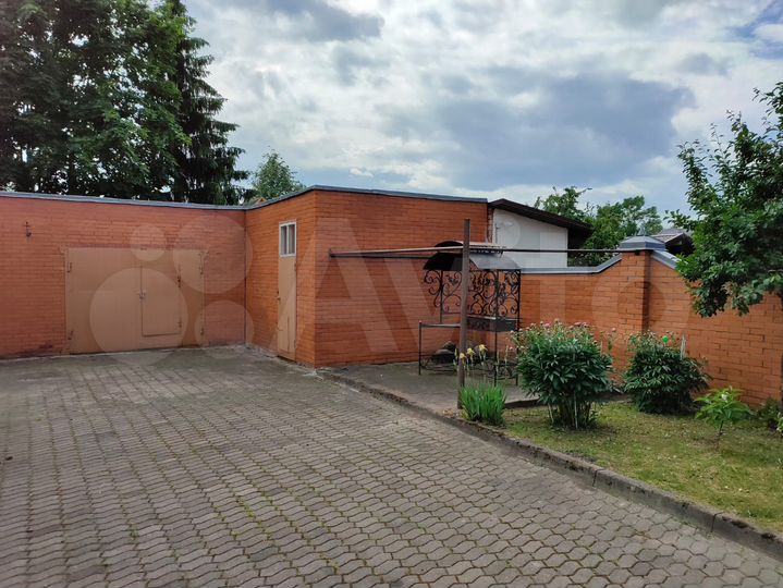 Таунхаус 584,8 м² на участке 9,3 сот.