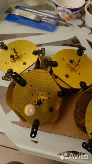 Часовой механизм для часов весна