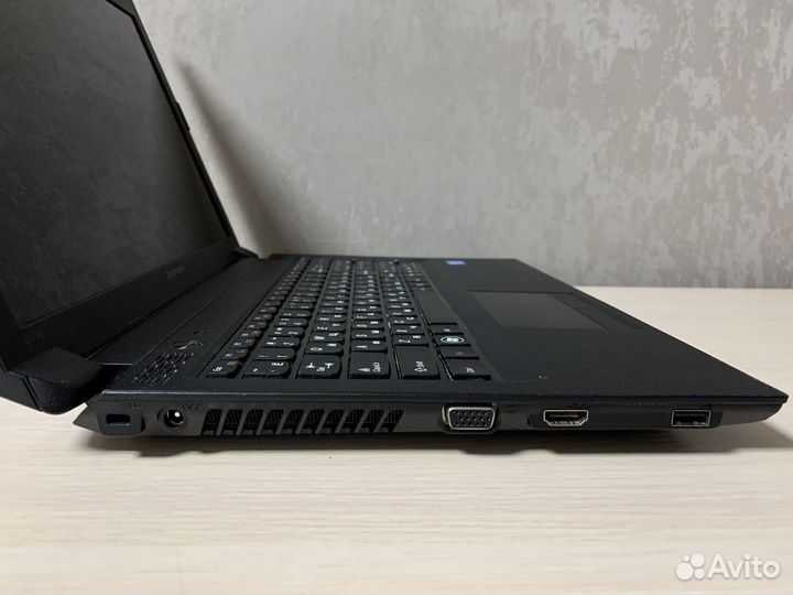 Ноутбук Lenovo IdeaPad B570e