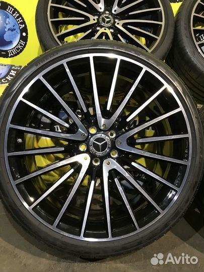 R21 Pirelli P Zero PZ4 285/30, PCD 5x112 DIA 66.6