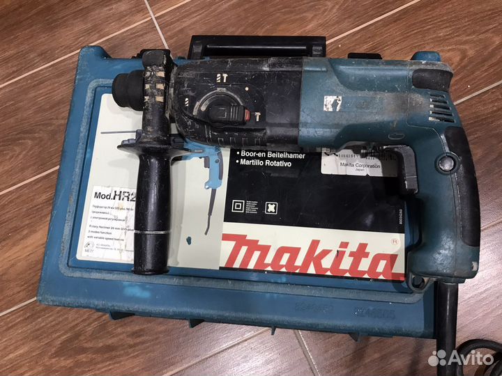 Перфоратор makita