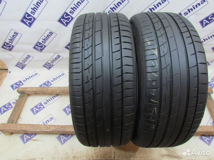 Accelera Iota ST68 275/40 R22 99G