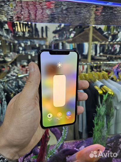 iPhone X, 64 ГБ