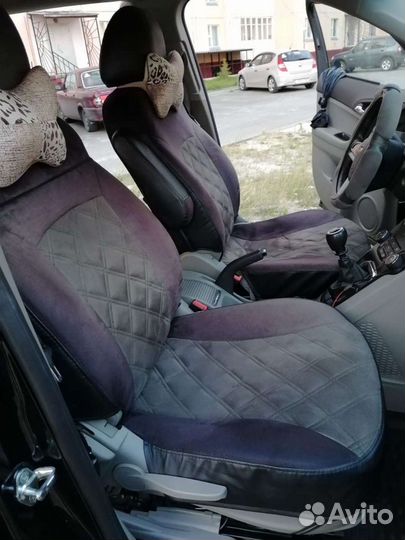 Автомобильные чехлы на Шевроле Орландо