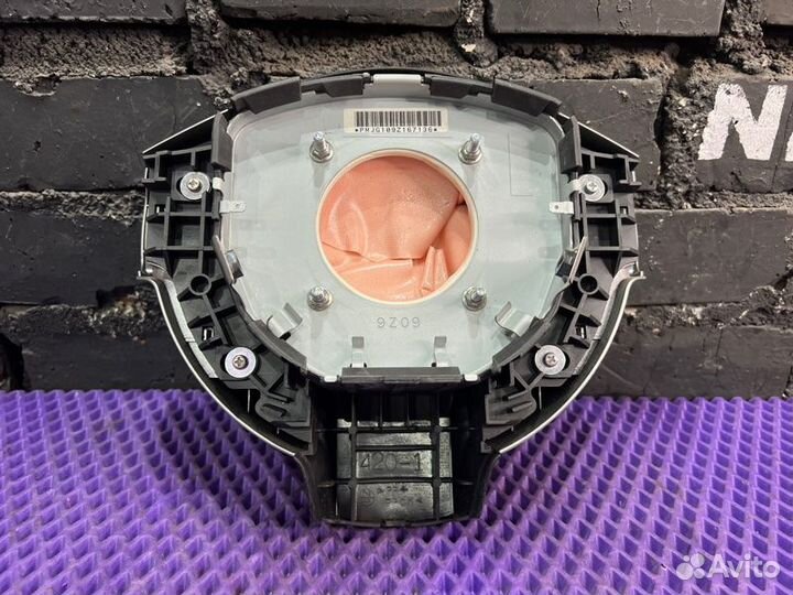 Подушка безопасности водителя Nissan X-Trail