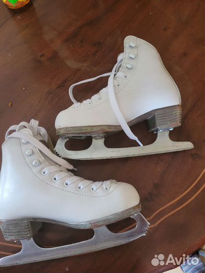 Коньки профессиональные детские для фигурного