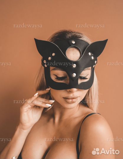 Портупея гартеры маска кошки наручники