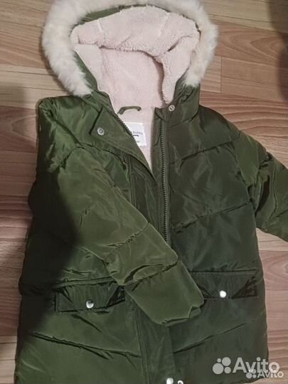 Продам куртку для девочки