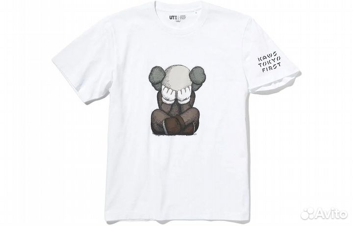Kaws x Uniqlo Tokyo First Tee White M размер