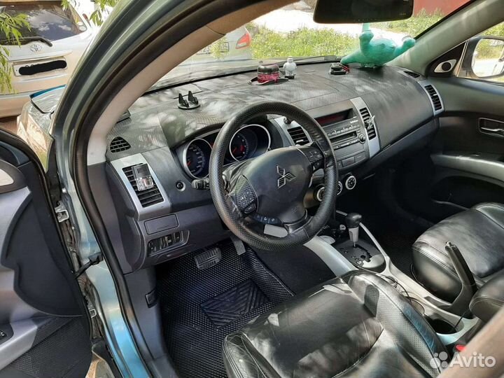 Mitsubishi Outlander 3.0 AT, 2007, 153 770 км