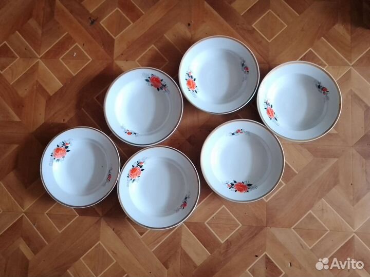 Набор столовой посуды на 6 персон