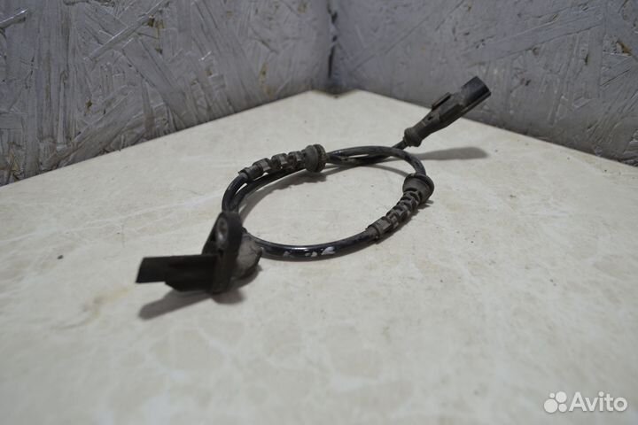 Датчик абс задний левый Nissan Almera G15