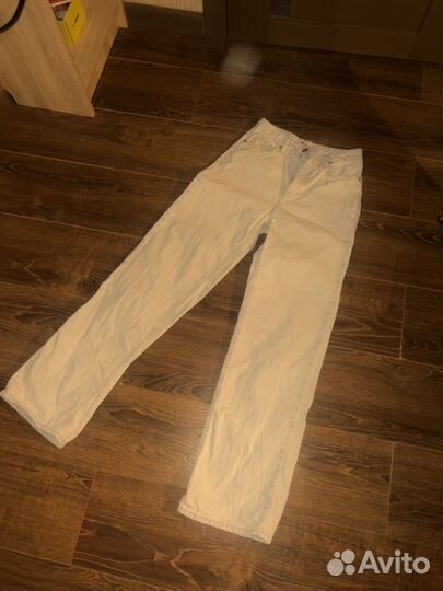 Джинсы светлые