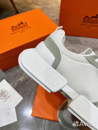 Комфортная обувь Hermes для ярких образов