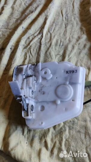 Замок задней правой двери Mazda CX-5 2014