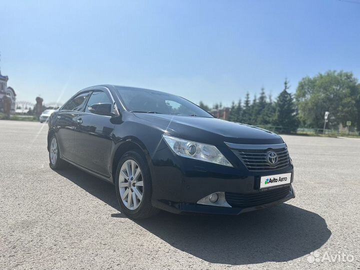 Toyota Camry 2.5 AT, 2014, битый, 174 000 км