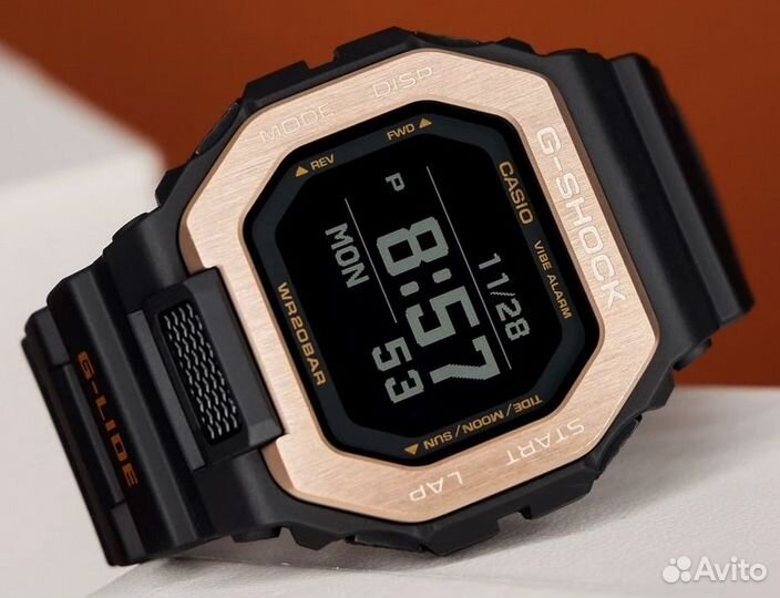 Новые часы Casio G-Shock GBX-100NS-4