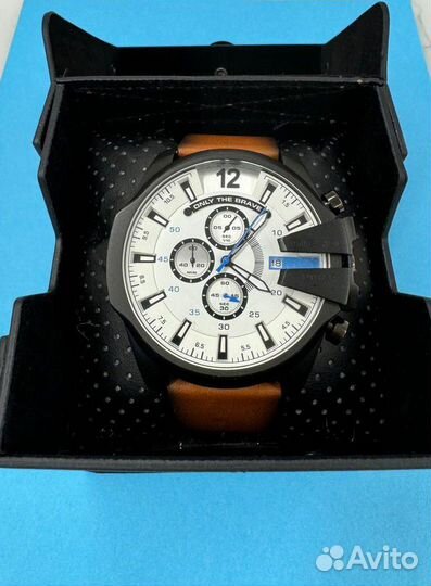 Новые Наручные часы Diesel DZ4280