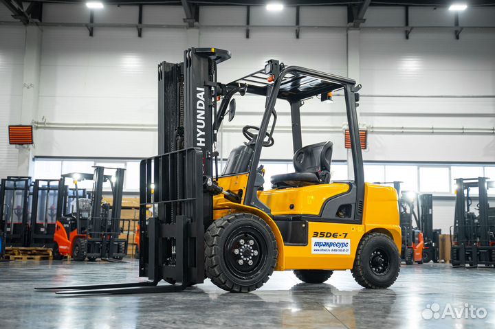 Вилочный погрузчик Hyundai 35DE-7, 2024