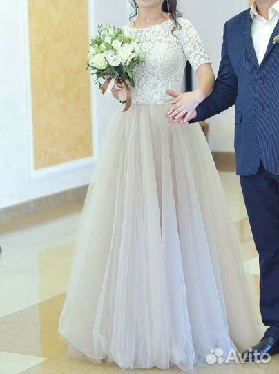 Свадебное платье 42-44 бу