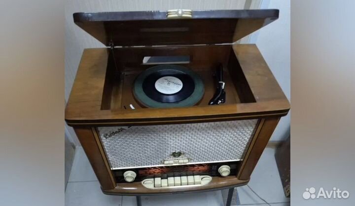 Радиола Эстония