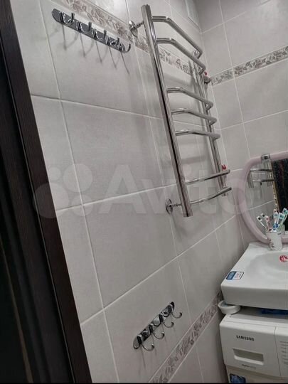 4-к. квартира, 70 м², 4/9 эт.