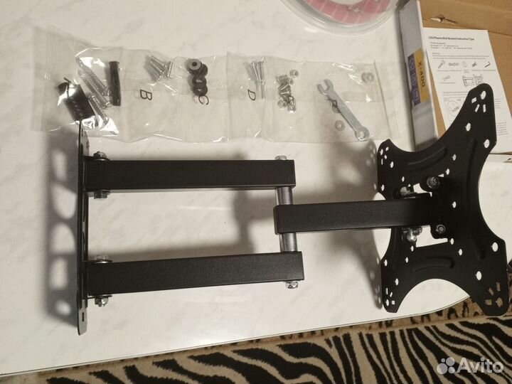 Кронштейн для телевизора на стену